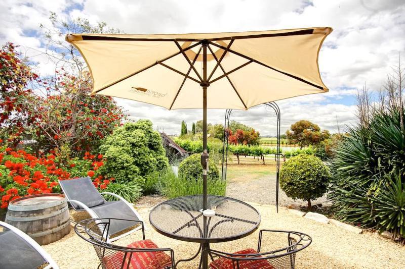 Stonewell Cottages & Vineyards Retreat Barossa Valley Extérieur photo
